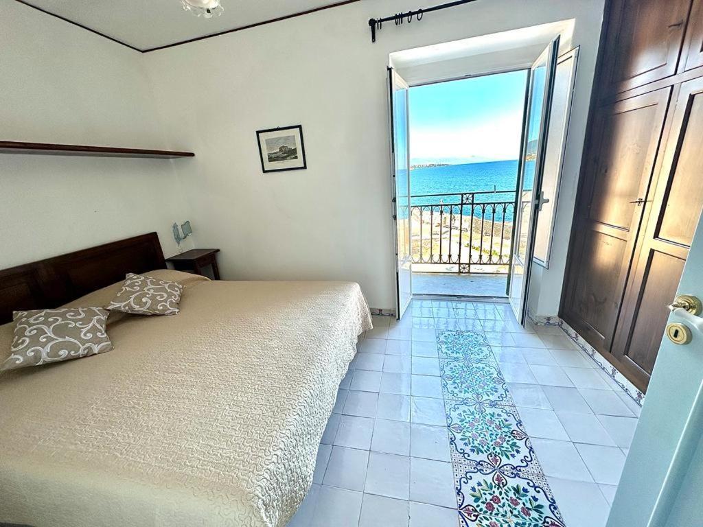 צ'פאלו Molo Sea View Apartment מראה חיצוני תמונה